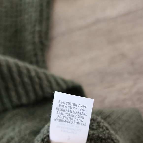 Aerie Green Crewneck Pullover Sweater Small - Picture 15 of 16